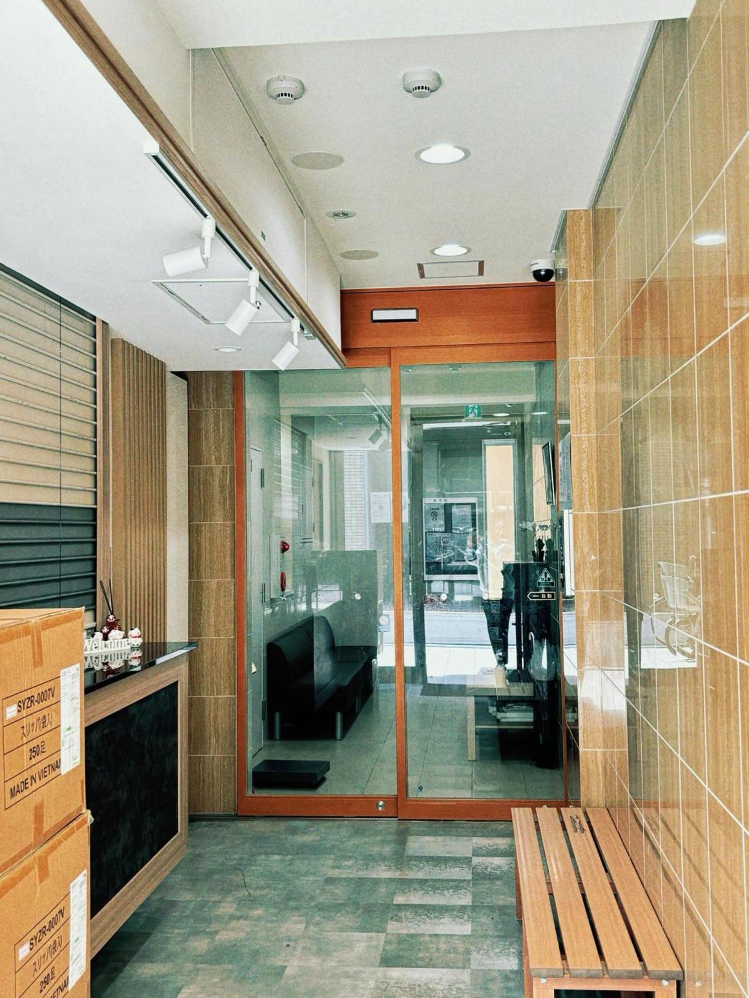 Hotel J&C-I Ōsaka Exterior foto